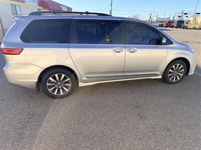 2020 Toyota Sienna LE 7-Passenger   - Photo 21 - Albuquerque, NM 87107