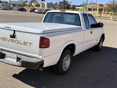 2000 Chevrolet S-10 - Photo 5 - Albuquerque, NM 87107