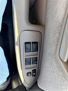 2001 Toyota Camry XLE V6 - Photo 10 - Albuquerque, NM 87107