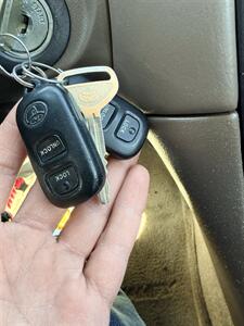 2001 Toyota Camry XLE V6 - Photo 19 - Albuquerque, NM 87107