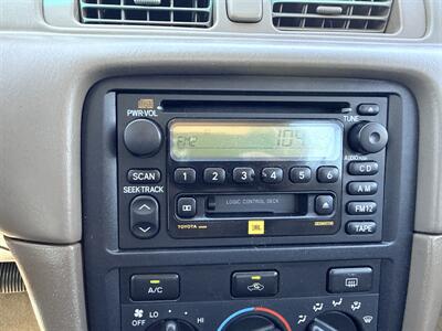 2001 Toyota Camry XLE V6 - Photo 18 - Albuquerque, NM 87107