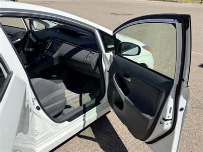 2011 Toyota Prius Three   - Photo 13 - Albuquerque, NM 87107