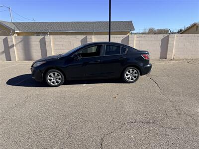2011 Mazda Mazda3 i Sport   - Photo 2 - Albuquerque, NM 87107