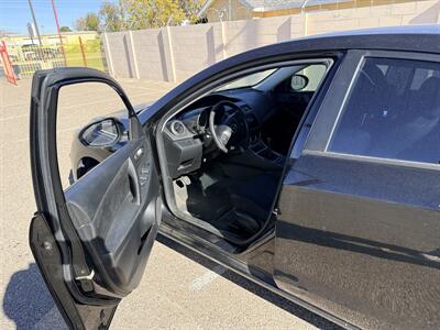 2011 Mazda Mazda3 i Sport   - Photo 8 - Albuquerque, NM 87107
