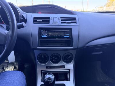 2011 Mazda Mazda3 i Sport   - Photo 17 - Albuquerque, NM 87107