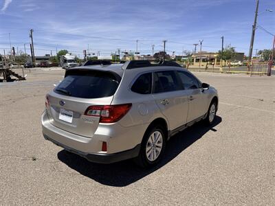 2017 Subaru Outback 2.5i Premium   - Photo 5 - Albuquerque, NM 87107