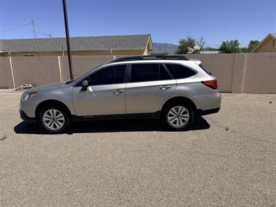 2017 Subaru Outback 2.5i Premium   - Photo 2 - Albuquerque, NM 87107