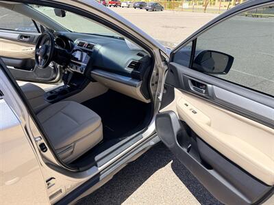 2017 Subaru Outback 2.5i Premium   - Photo 13 - Albuquerque, NM 87107