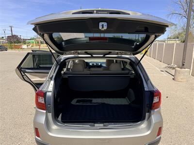 2017 Subaru Outback 2.5i Premium   - Photo 10 - Albuquerque, NM 87107