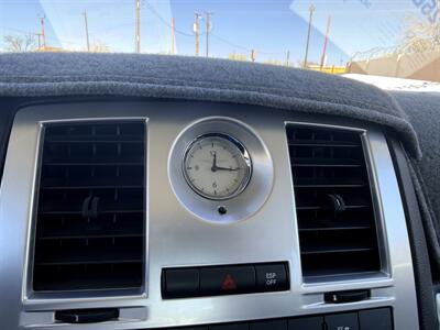 2010 Chrysler 300 Series Touring   - Photo 21 - Albuquerque, NM 87107