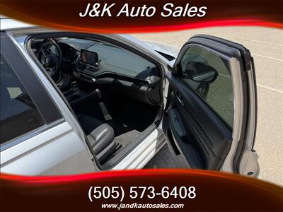 2020 Nissan Altima 2.5 SR   - Photo 9 - Albuquerque, NM 87107