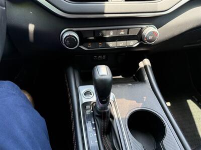 2020 Nissan Altima 2.5 SR - Photo 9 - Albuquerque, NM 87107