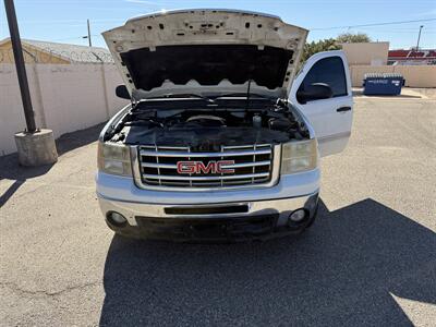 2011 GMC Sierra 1500 SLE - Photo 10 - Albuquerque, NM 87107