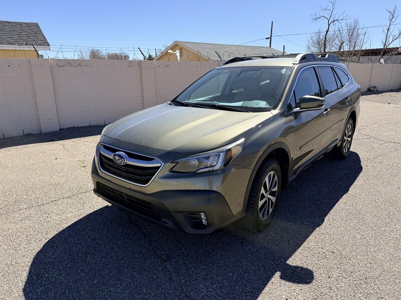 2021 Subaru Outback Premium  