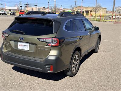 2021 Subaru Outback Premium   - Photo 5 - Albuquerque, NM 87107