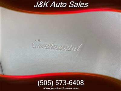 2011 Lincoln Town Car Signature Limited   - Photo 49 - Albuquerque, NM 87107