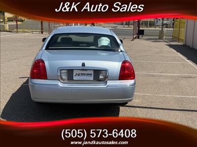 2011 Lincoln Town Car Signature Limited   - Photo 4 - Albuquerque, NM 87107