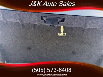 2011 Lincoln Town Car Signature Limited   - Photo 44 - Albuquerque, NM 87107