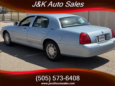 2011 Lincoln Town Car Signature Limited   - Photo 3 - Albuquerque, NM 87107