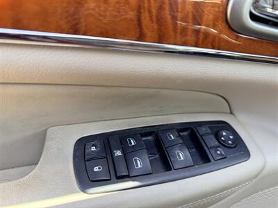 2011 Jeep Grand Cherokee Overland   - Photo 25 - Albuquerque, NM 87107