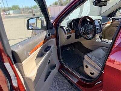 2011 Jeep Grand Cherokee Overland   - Photo 10 - Albuquerque, NM 87107