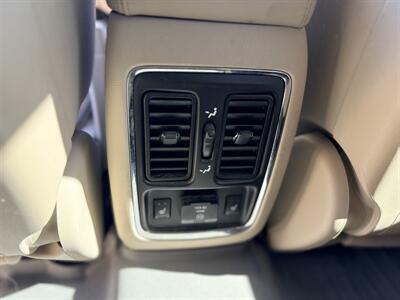 2011 Jeep Grand Cherokee Overland   - Photo 23 - Albuquerque, NM 87107