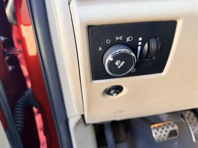 2011 Jeep Grand Cherokee Overland   - Photo 26 - Albuquerque, NM 87107