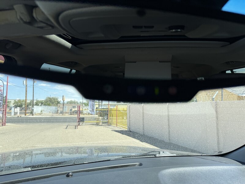 2019 Chevrolet Suburban LT photo 33