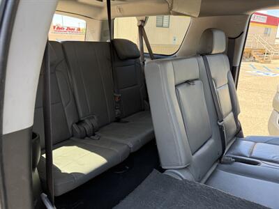 2019 Chevrolet Suburban LT   - Photo 22 - Albuquerque, NM 87107