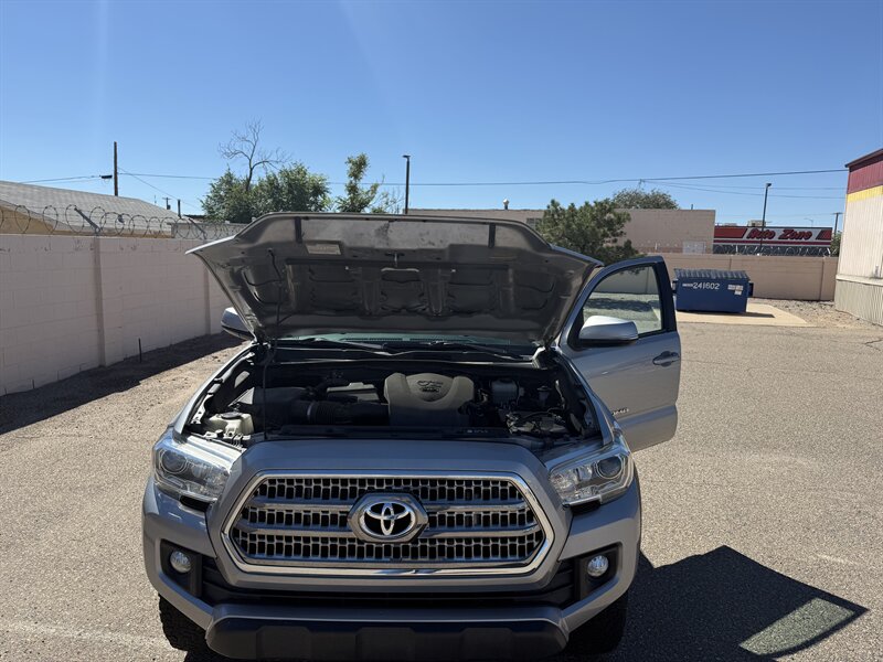 2016 Toyota Tacoma SR5 Sport TRD Pro photo 9
