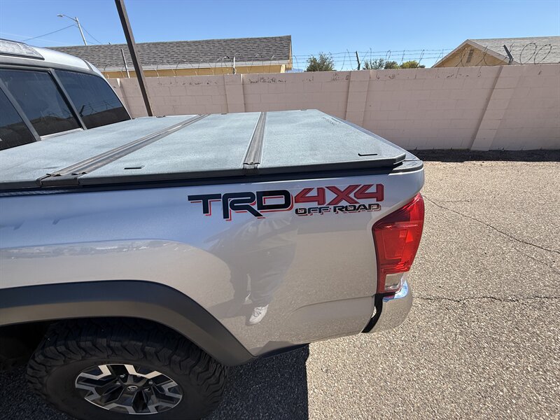 2016 Toyota Tacoma SR5 Sport TRD Pro photo 23