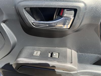 2016 Toyota Tacoma TRD Off-Road   - Photo 18 - Albuquerque, NM 87107