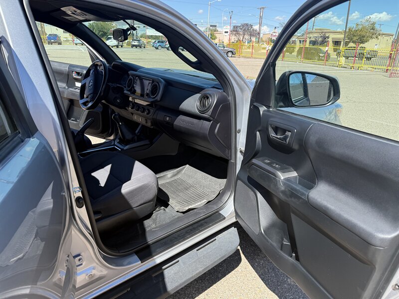 2016 Toyota Tacoma SR5 Sport TRD Pro photo 14