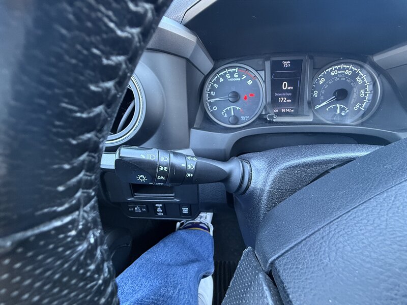 2016 Toyota Tacoma SR5 Sport TRD Pro photo 27