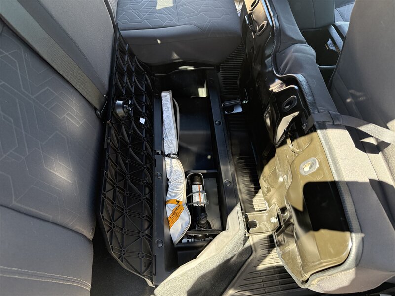 2016 Toyota Tacoma SR5 Sport TRD Pro photo 18