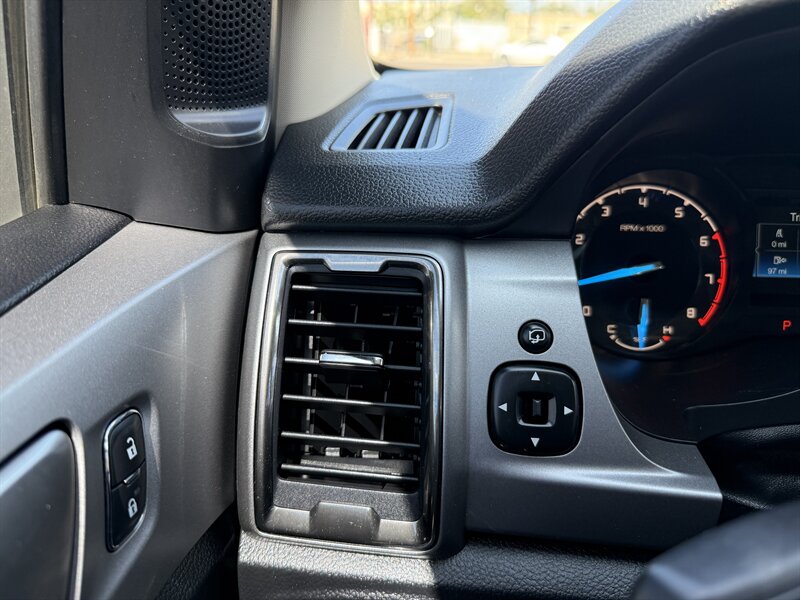 2020 Ford Ranger XLT photo 22