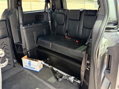 2019 Dodge Grand Caravan GT   - Photo 9 - Albuquerque, NM 87107
