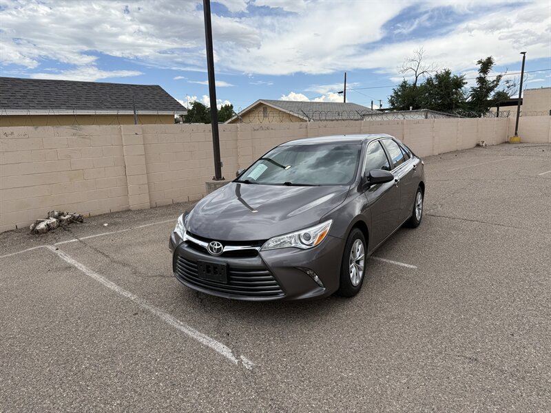 2015 Toyota Camry LE photo 37