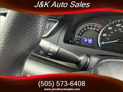 2015 Toyota Camry LE   - Photo 37 - Albuquerque, NM 87107