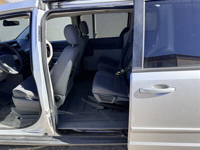 2009 Dodge Grand Caravan SE - Photo 9 - Albuquerque, NM 87107