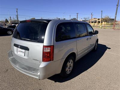 2009 Dodge Grand Caravan SE - Photo 5 - Albuquerque, NM 87107