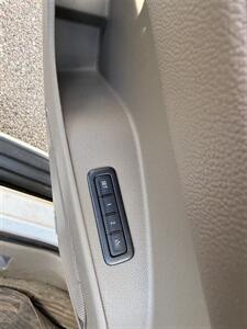 2016 GMC Yukon SLT   - Photo 23 - Albuquerque, NM 87107