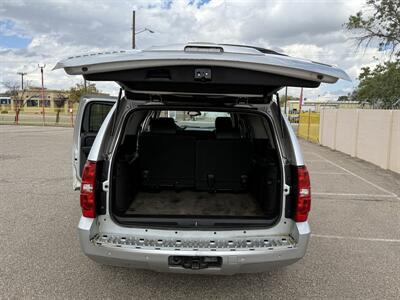 2010 Chevrolet Suburban LT   - Photo 12 - Albuquerque, NM 87107
