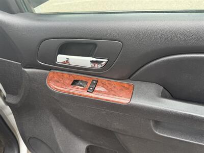 2010 Chevrolet Suburban LT - Photo 15 - Albuquerque, NM 87107