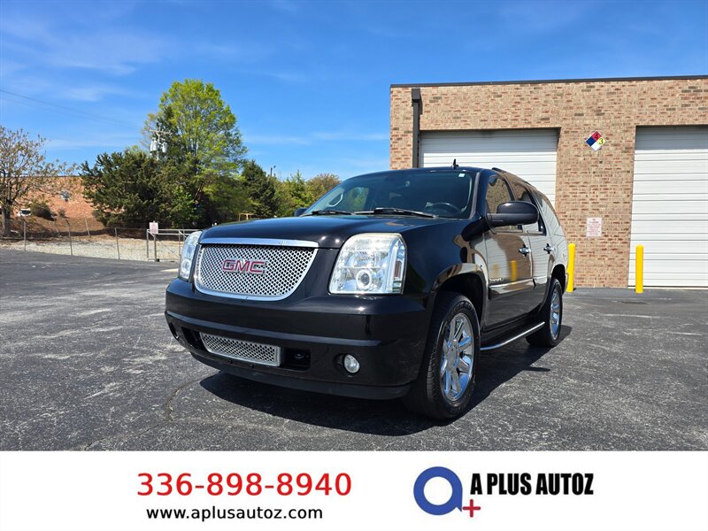 Onyx Black 2008 GMC Yukon Denali AWD SUV / Crossover All-Wheel Drive Automatic