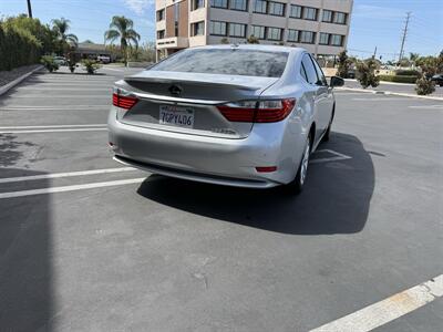 2014 Lexus ES300h   - Photo 8 - Orange, CA 92867