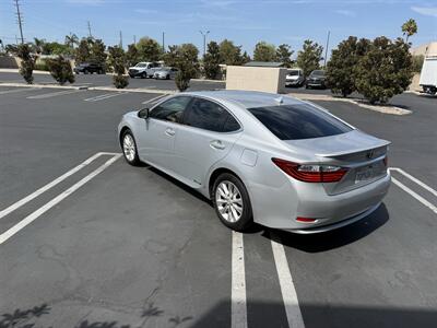 2014 Lexus ES300h   - Photo 9 - Orange, CA 92867