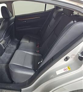 2014 Lexus ES300h   - Photo 12 - Orange, CA 92867