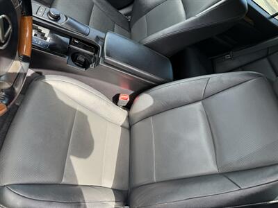 2014 Lexus ES300h   - Photo 17 - Orange, CA 92867