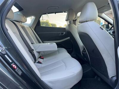 2020 Hyundai SONATA Hybrid Limited   - Photo 7 - Orange, CA 92867